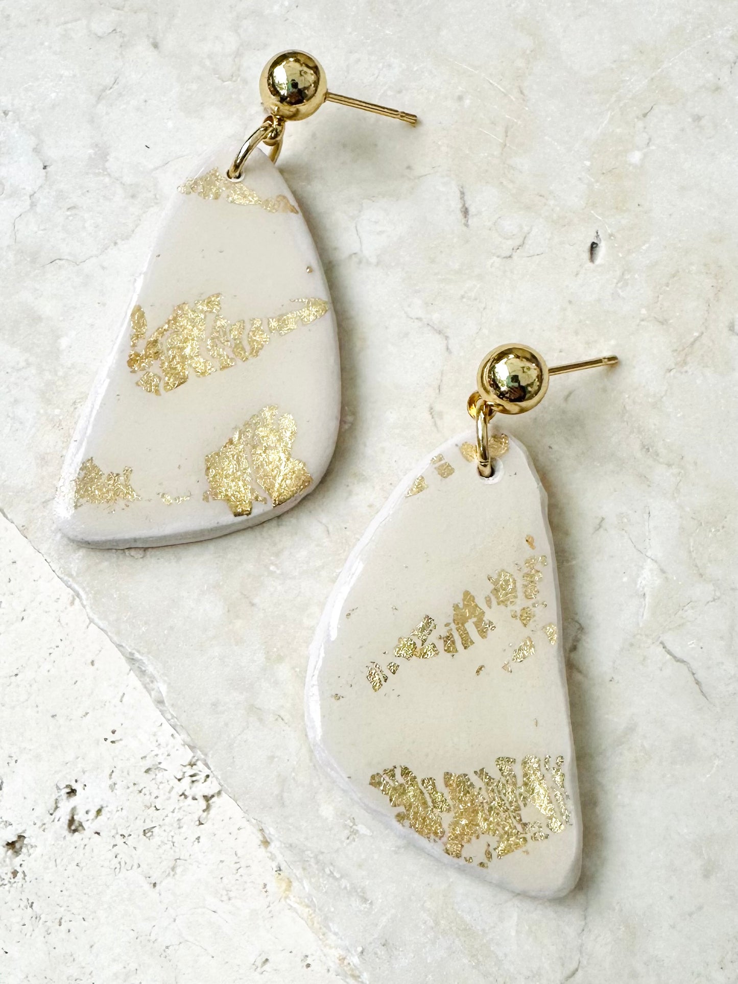 Hot and Unbothered Earrings - Crème