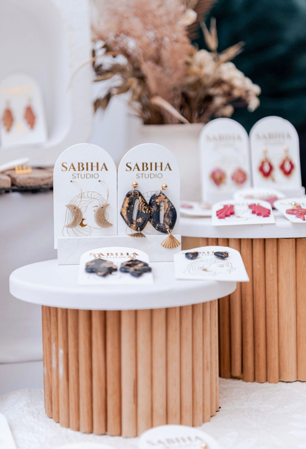 Champagne Baby Earrings - Black