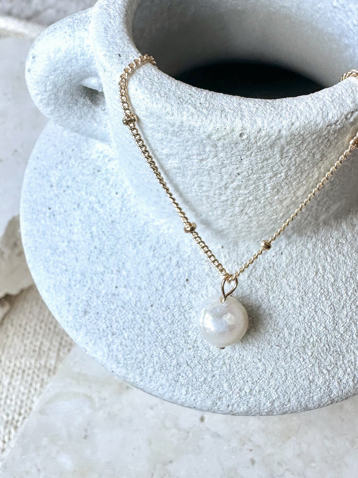 Lunara Pearl Necklace