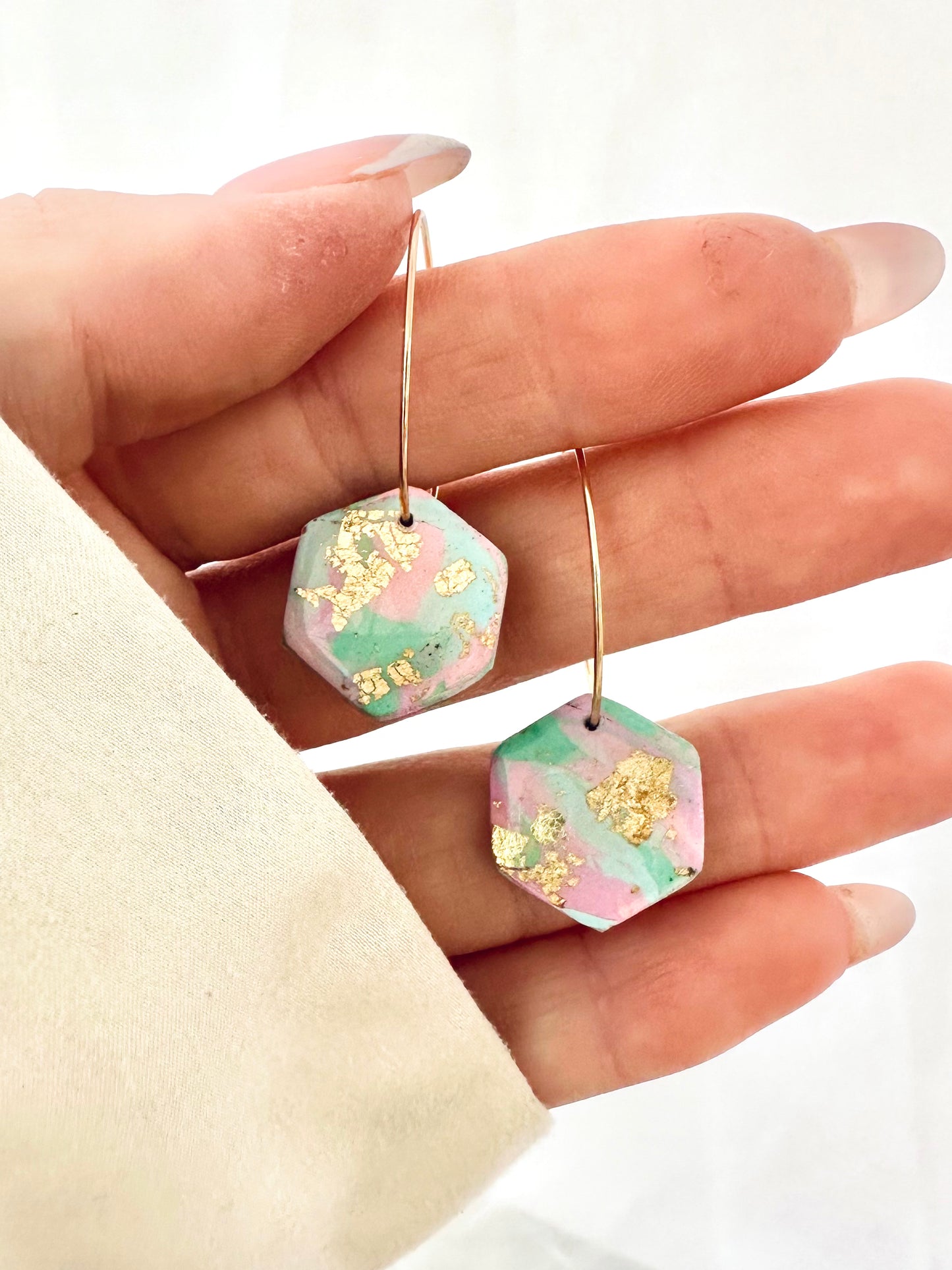 Celine Hoops - Pink/Teal